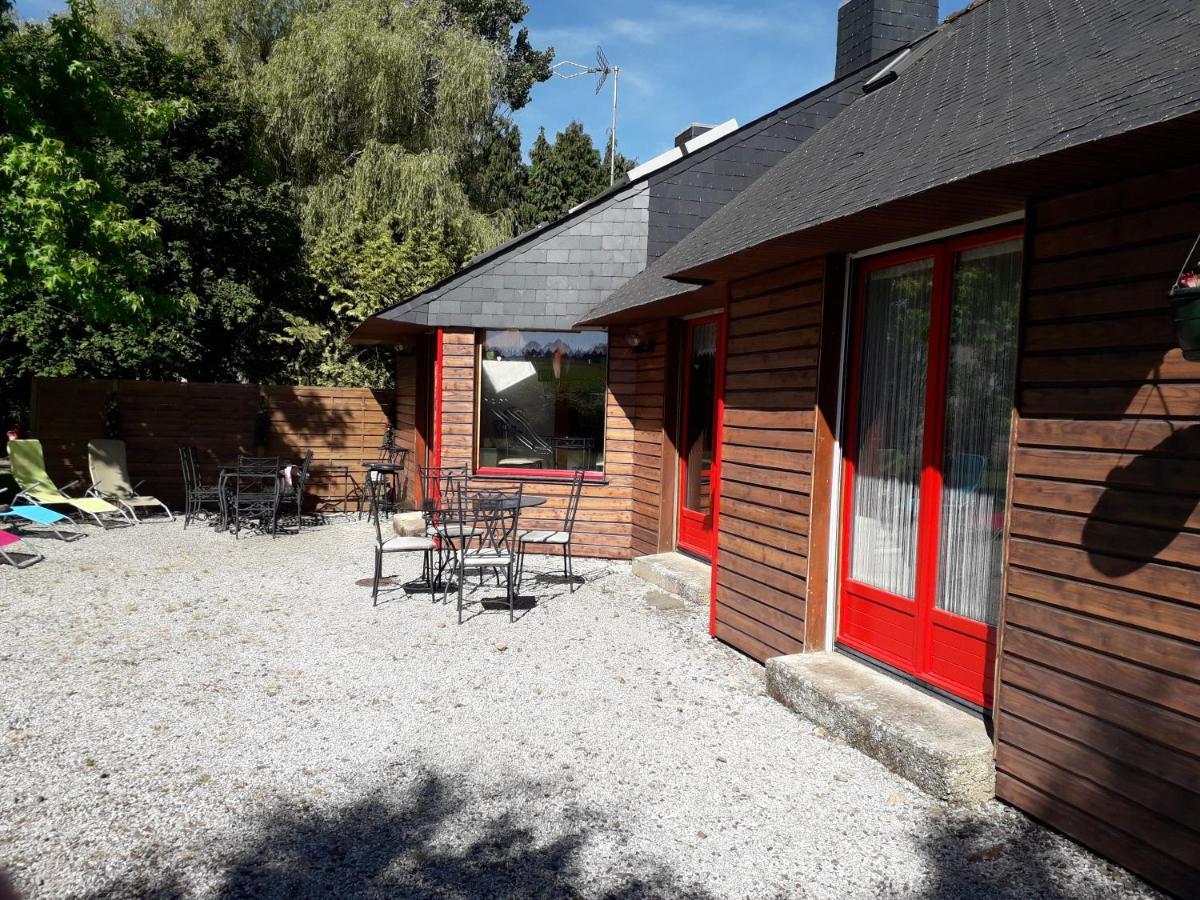 Chez Christine Bed & Breakfast Noyal-Pontivy Eksteriør bilde