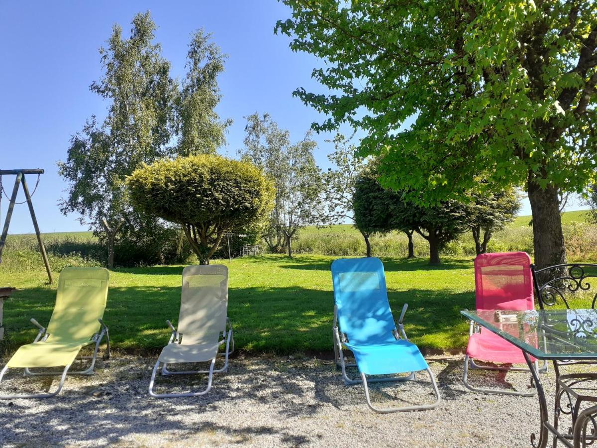 Chez Christine Bed & Breakfast Noyal-Pontivy Eksteriør bilde